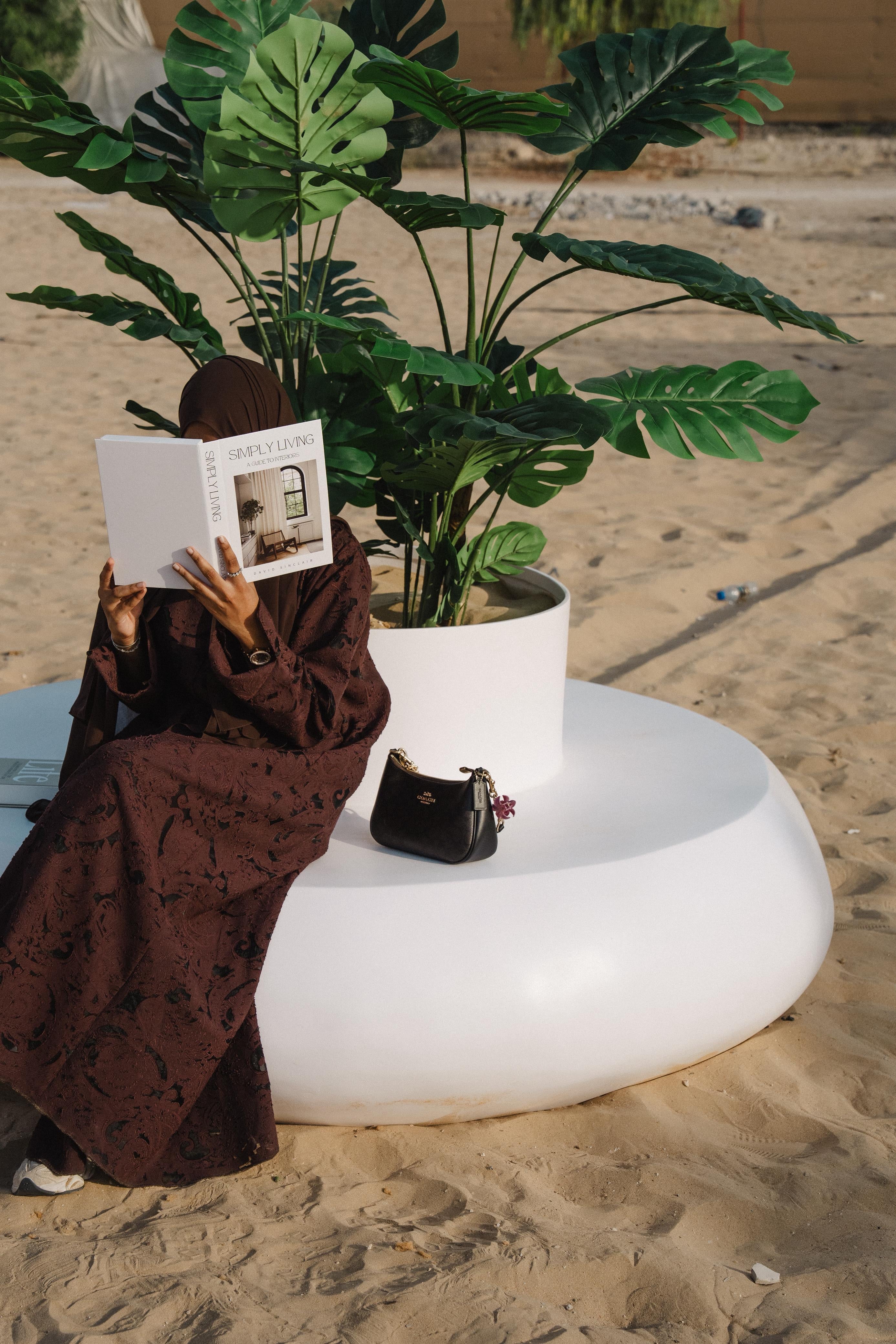 Donut Planter Seater – Fiberglass Statement Planter